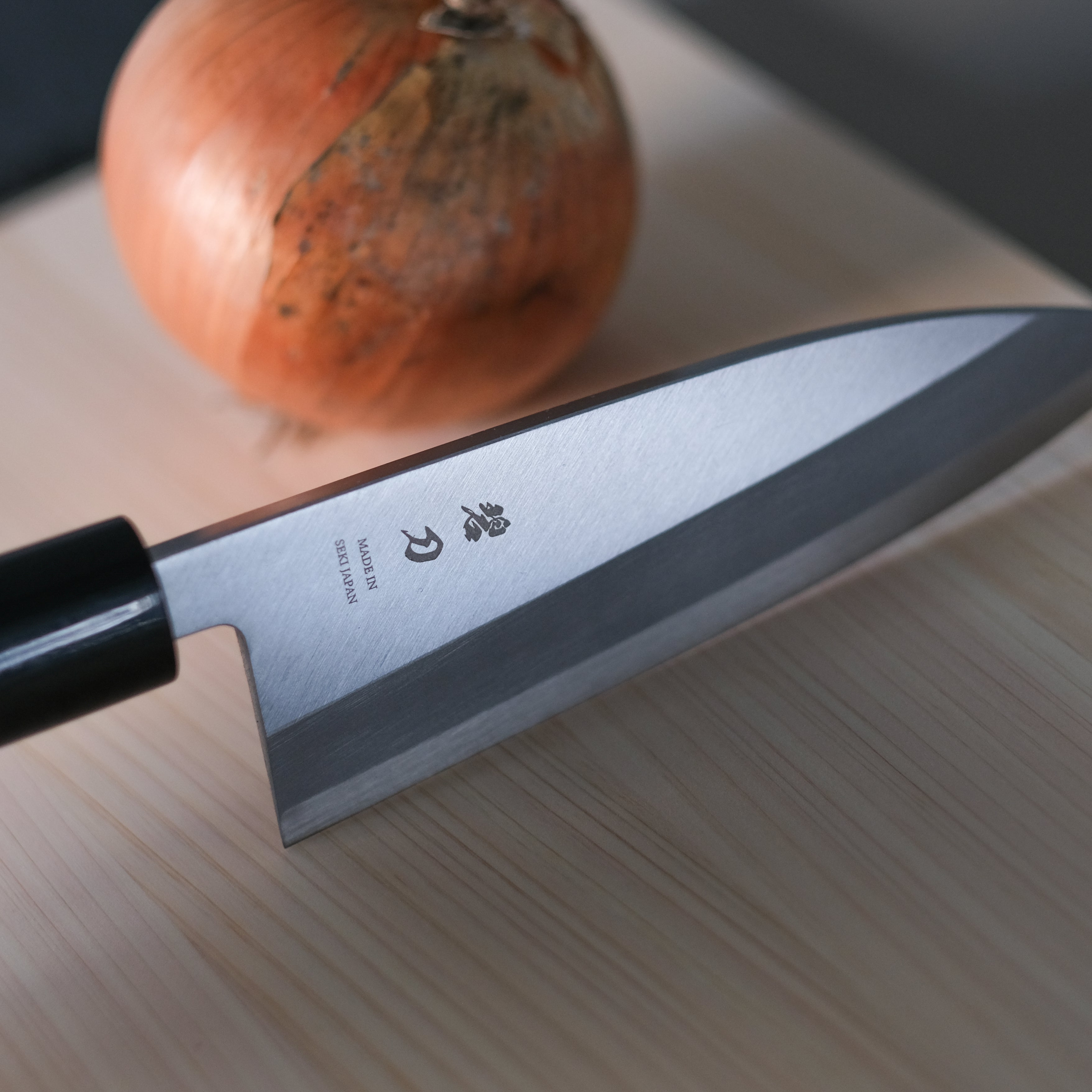aoba Carbon Steel Deba Knife – Magnolia Handle