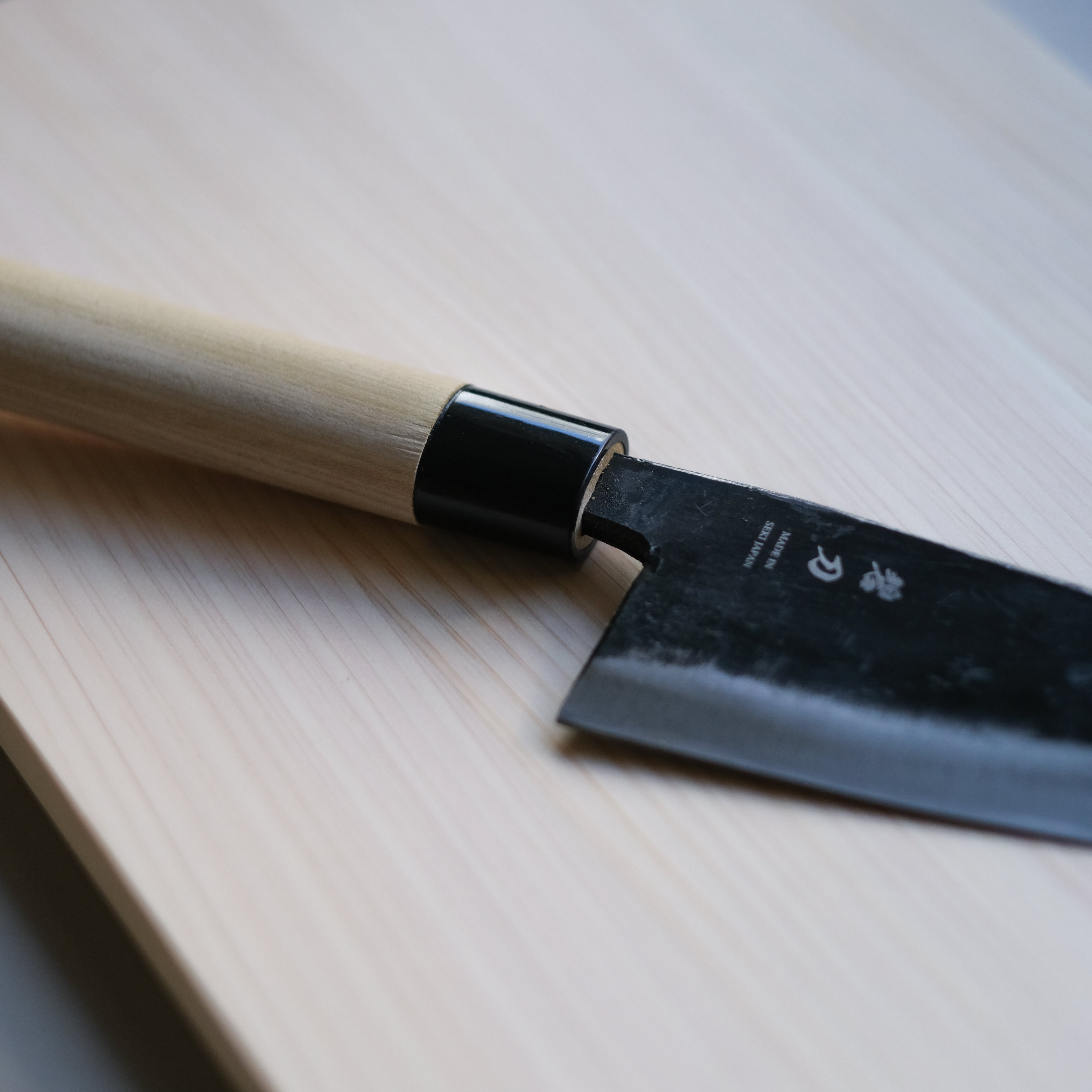 aoba Carbon Steel Kurouchi Deba Knife Magnolia Handle