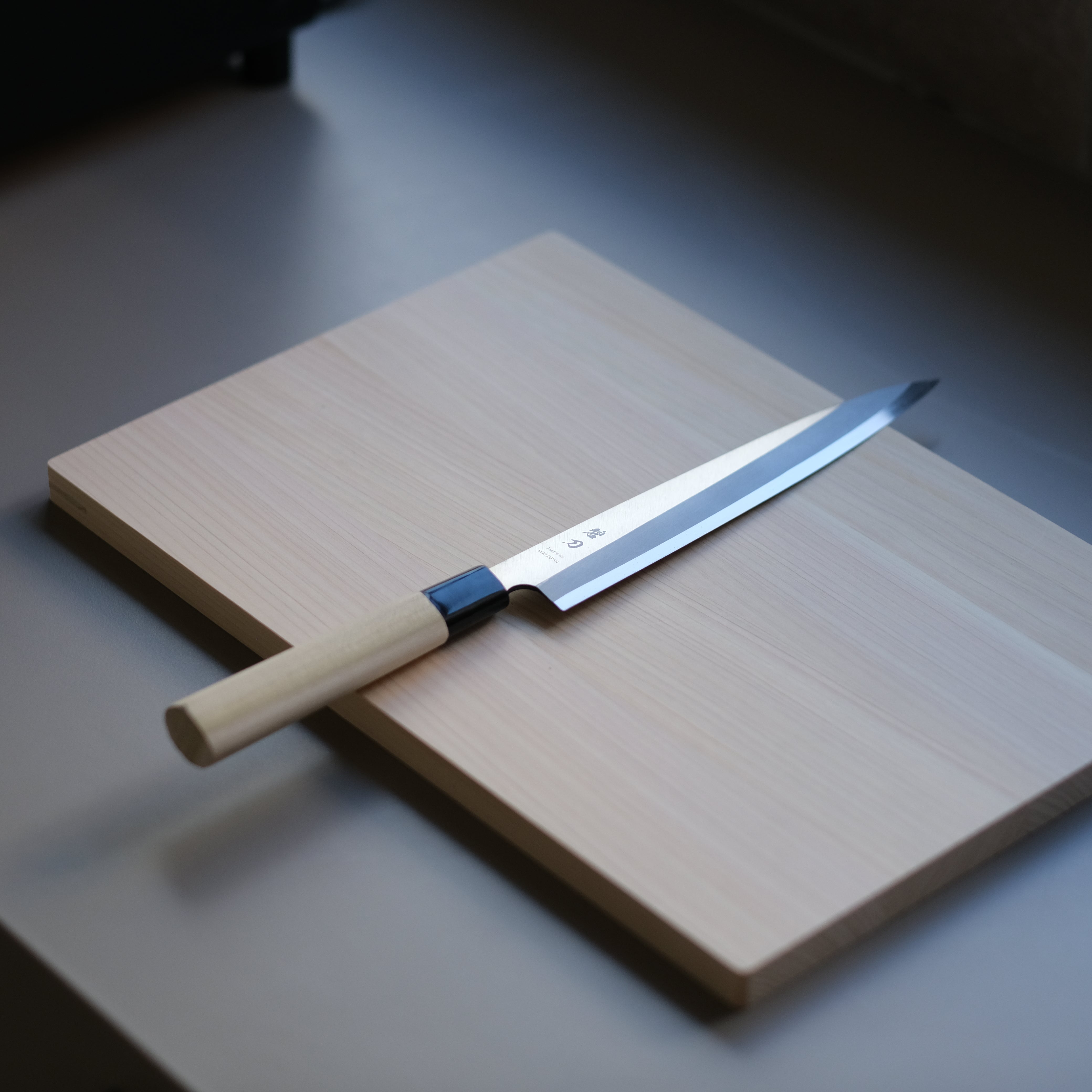 aoba Carbon Steel Yanagiba Knife – Magnolia Wood Handle