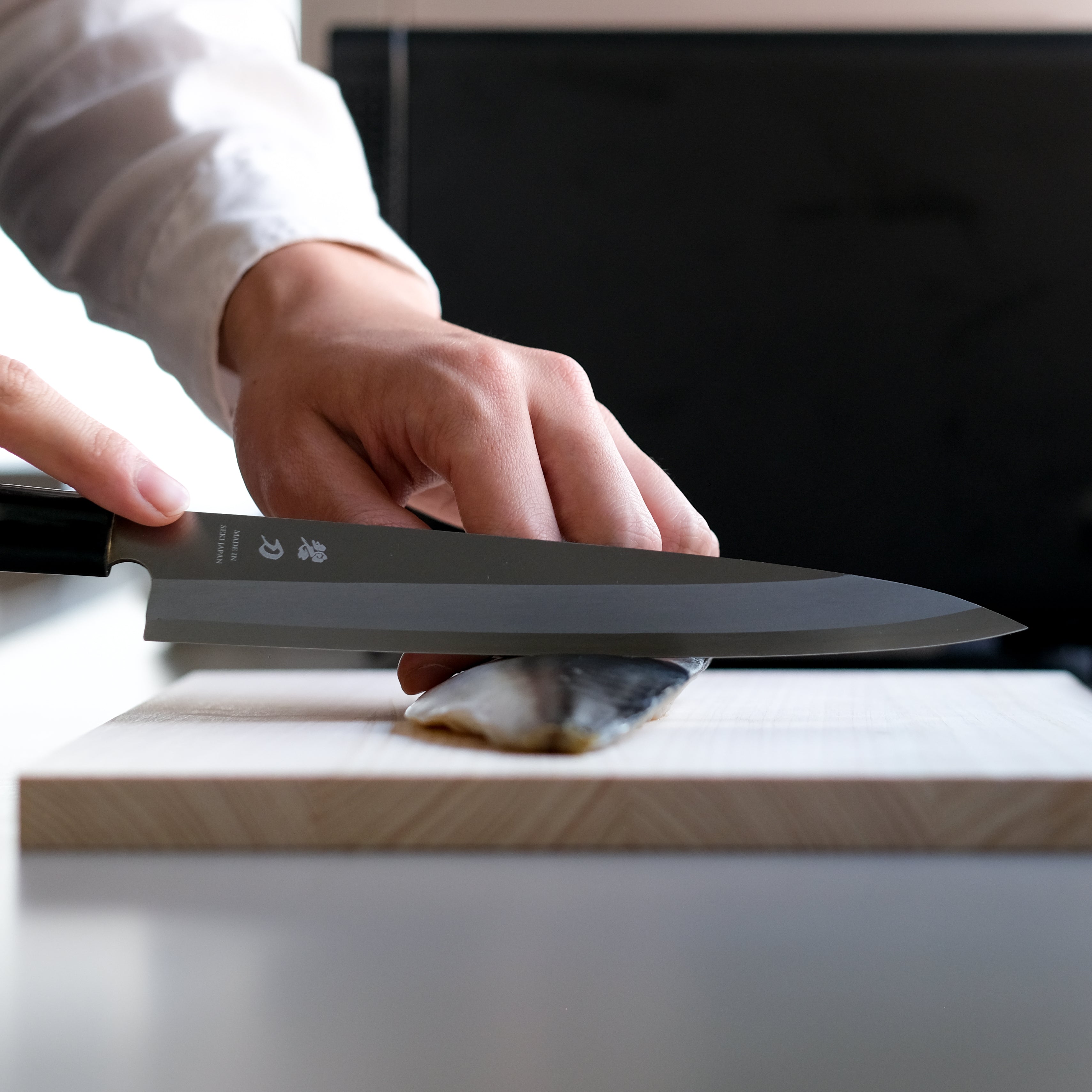 aoba Carbon Steel Yanagiba Knife – Magnolia Wood Handle