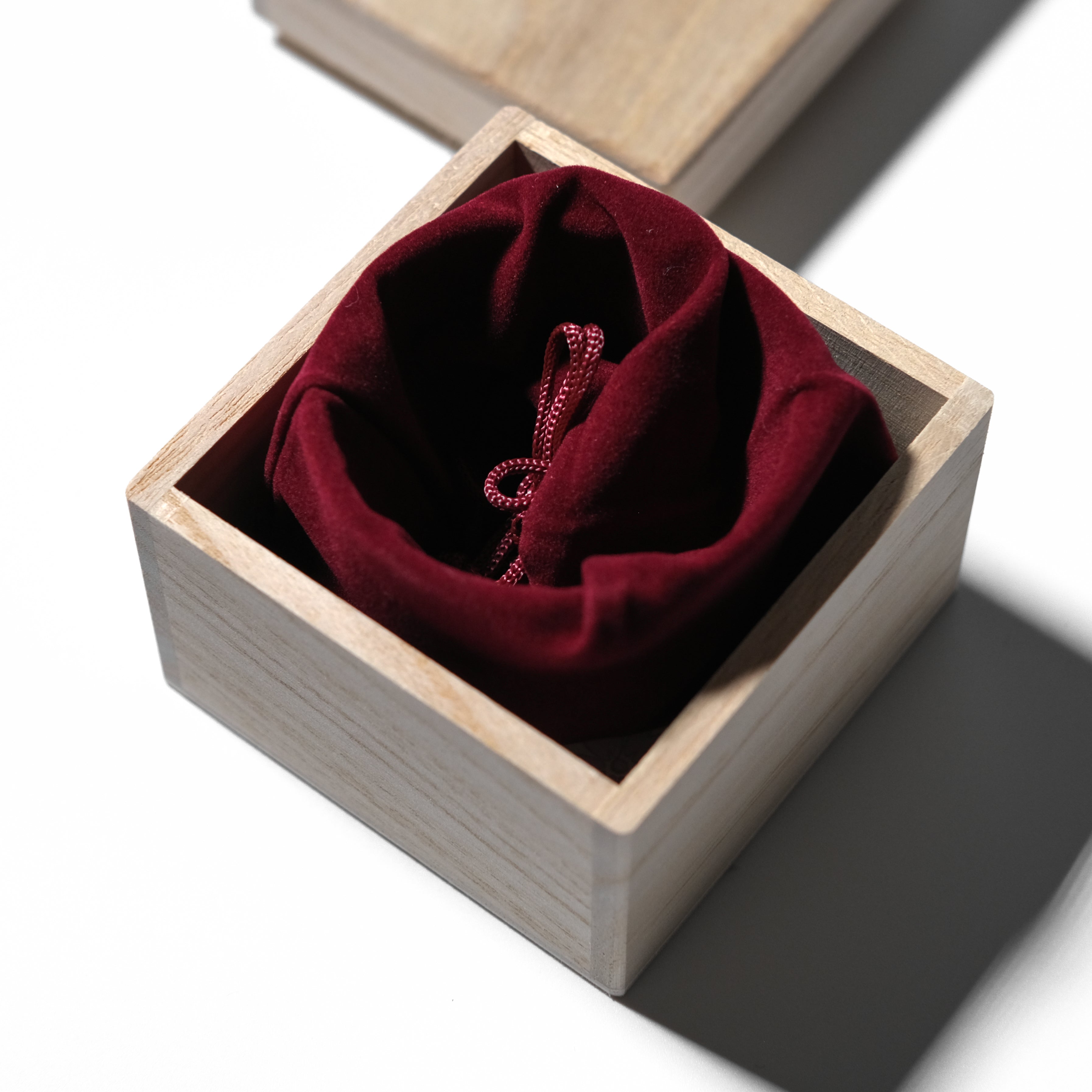 Edokiriko glass MOMIJI