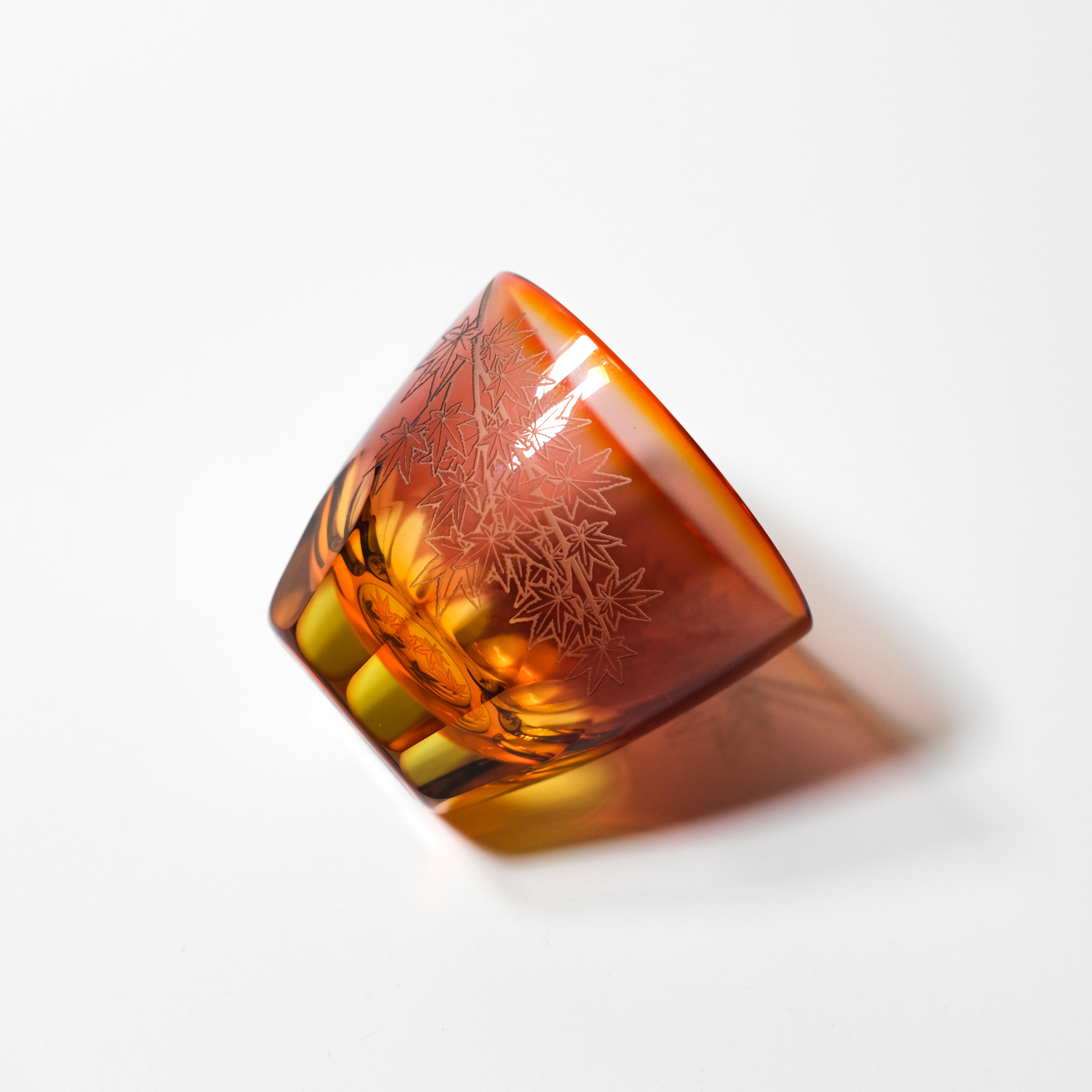 Edokiriko glass MOMIJI