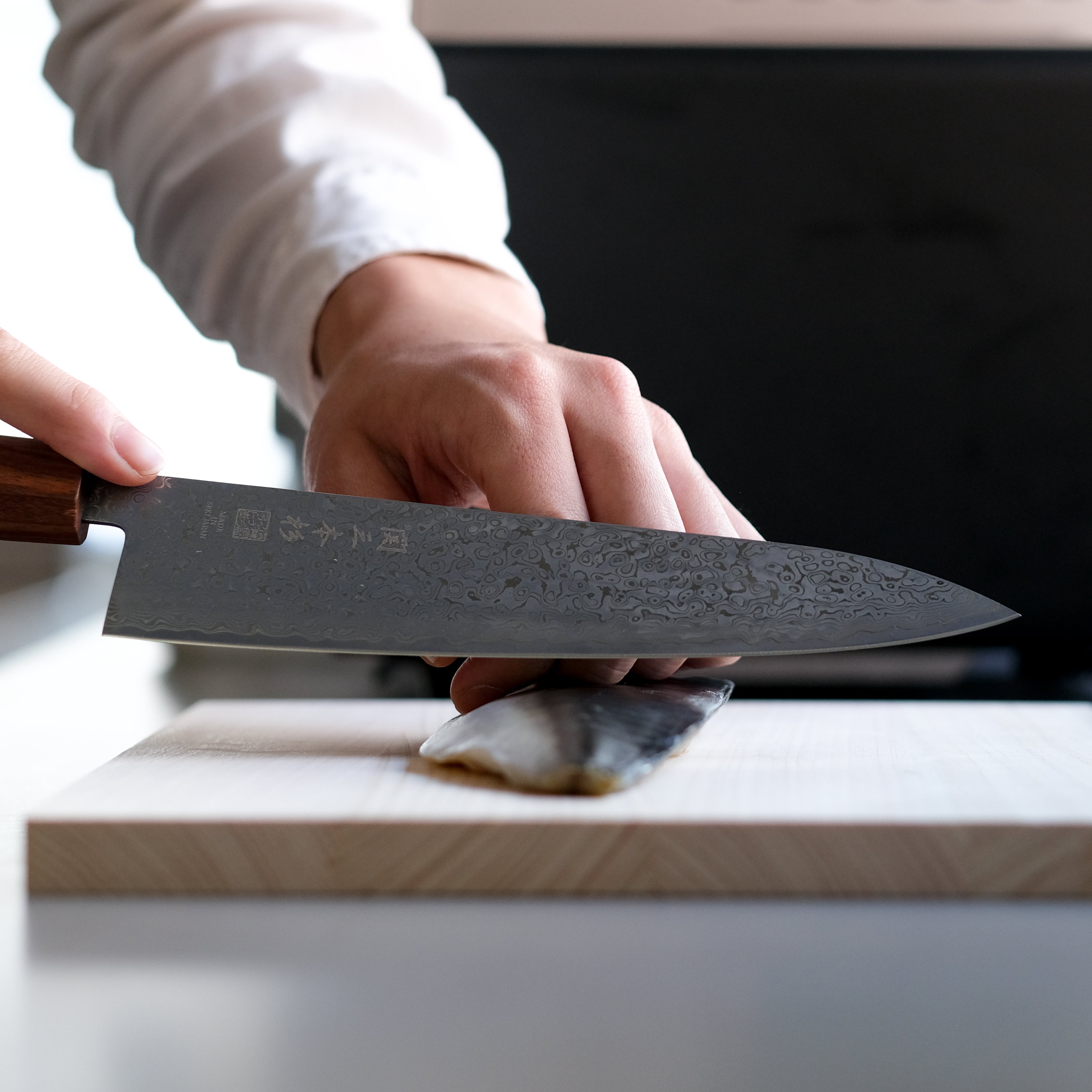 [Pre-order] Seki Sanbonsugi VG10 Gyuto Knife – Ebony Handle