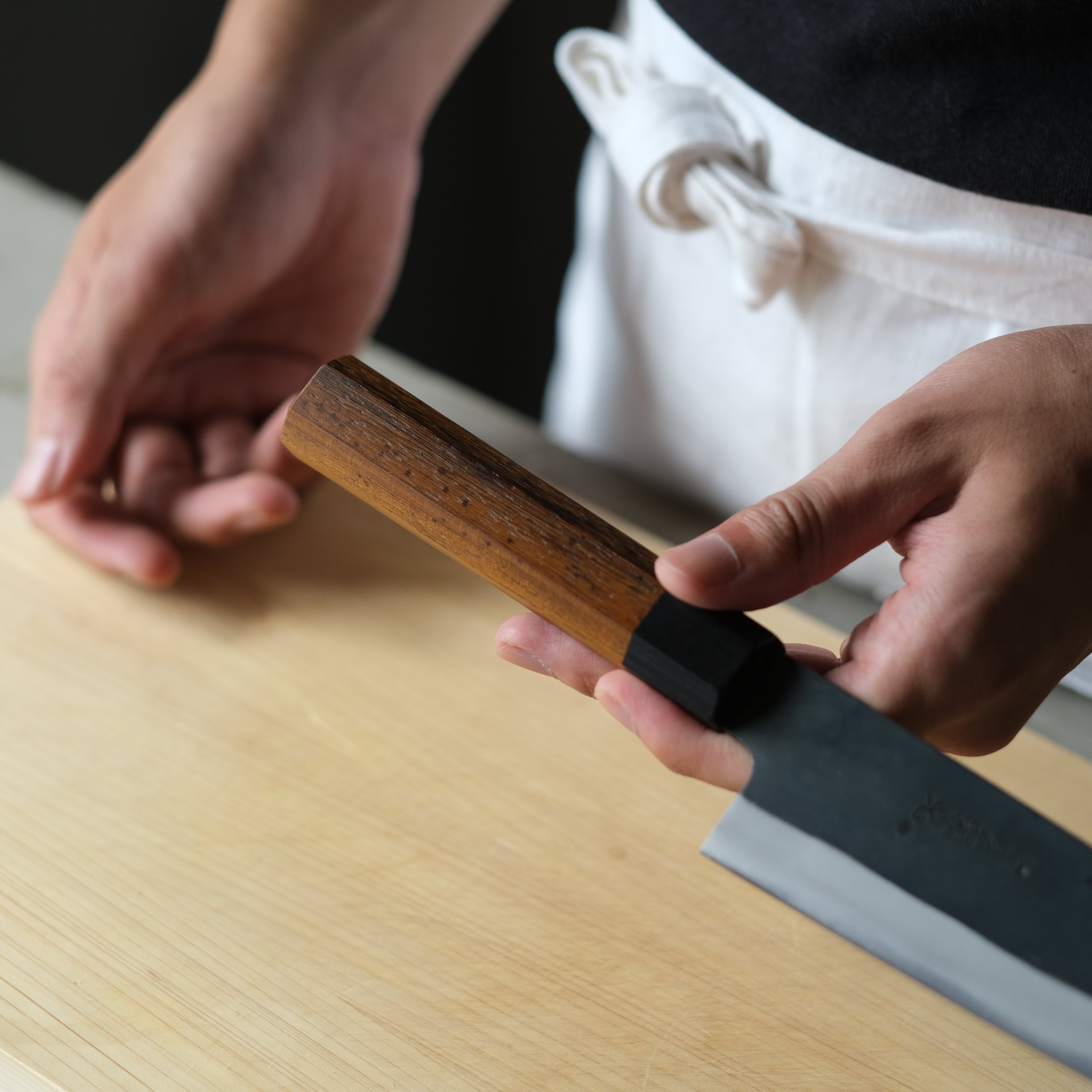 Hidariyorimitsu Aogami #1 Black Gyuto Knife – 210mm (Ironwood Handle)