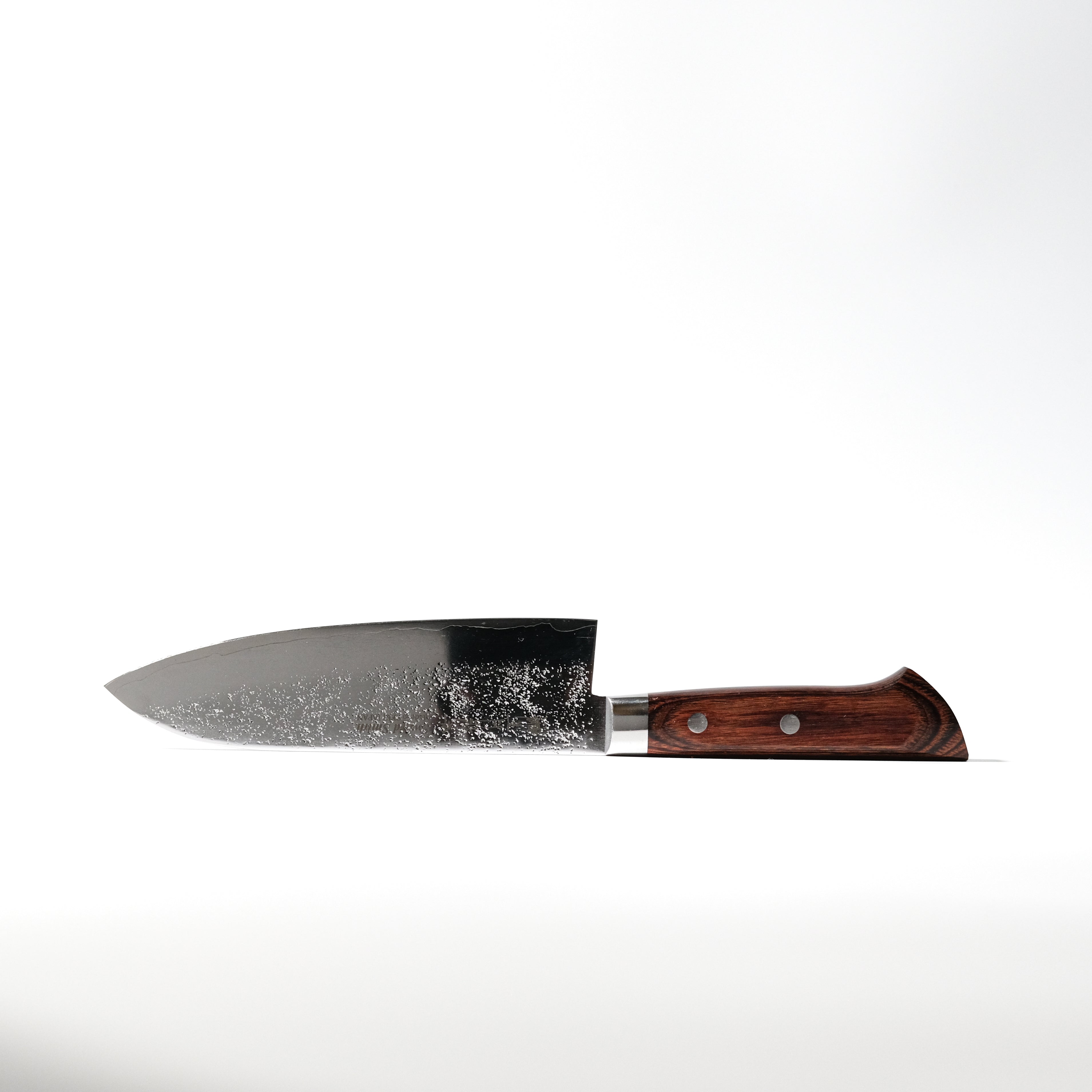 Nōshū Masamune Warikomi Steel Santoku Knife – Nashiji 8A (Brown Handle)